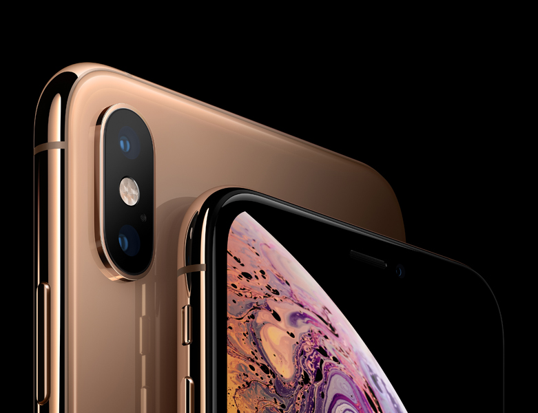 iPHONE XS